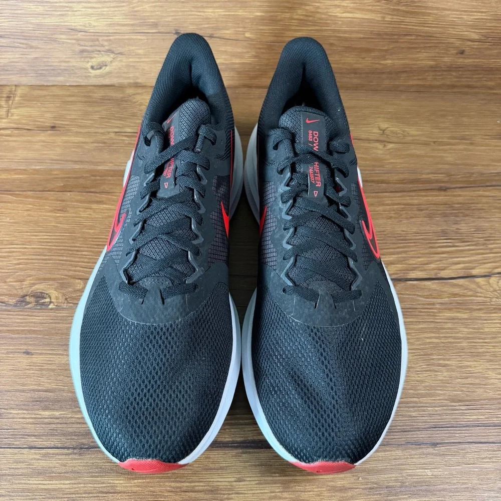 Nike Downshifter 11 Running Shoes Men’s Size 13 Athletic Sneakers
